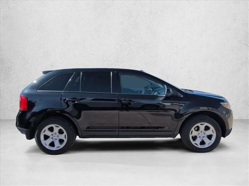 Used 2014 Ford Edge SEL w/ Equipment Group 205A image 4