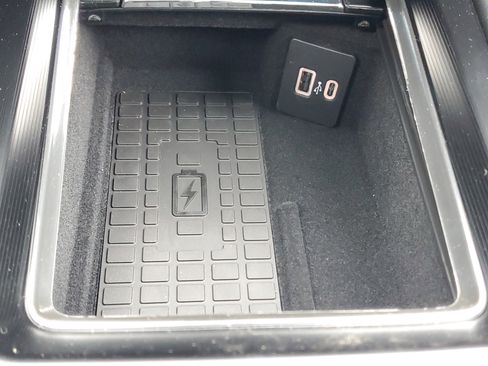 New 2026 Lincoln Corsair Premiere image 23