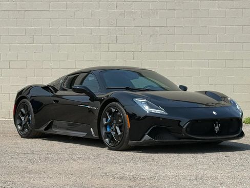 Used 2022 Maserati MC20 Coupe RWD image 16