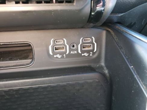 Used 2020 RAM 1500 Big Horn AWD/4WD image 26