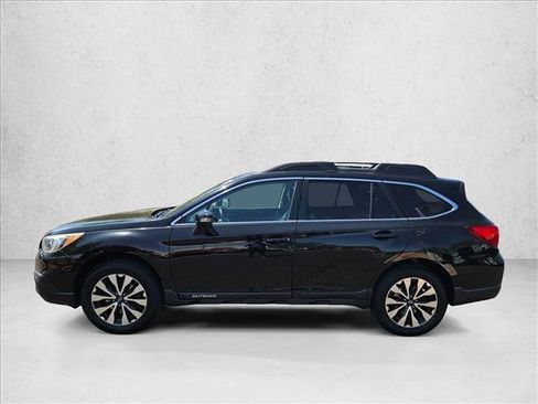 Used 2017 Subaru Outback 3.6R Limited AWD/4WD image 10