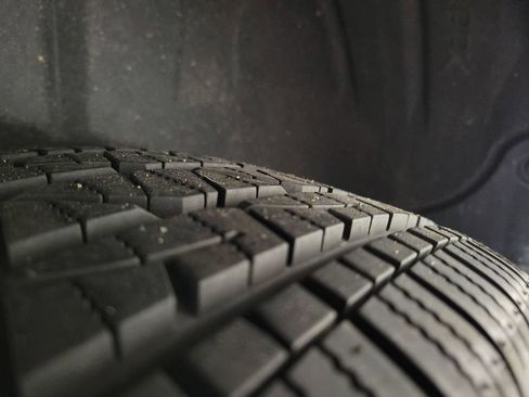 Used 2021 Toyota RAV4 SE image 11