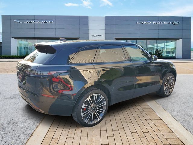 Used 2024 Land Rover Range Rover Velar Dynamic SE AWD/4WD image 4