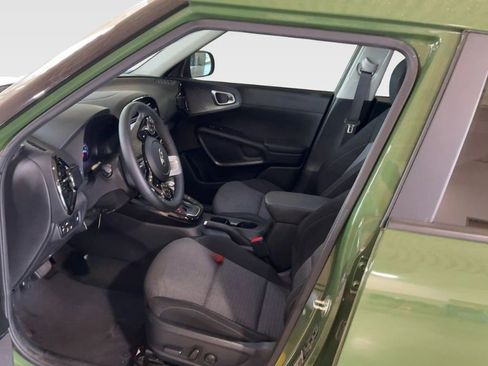 Used 2021 Kia Soul EX image 11