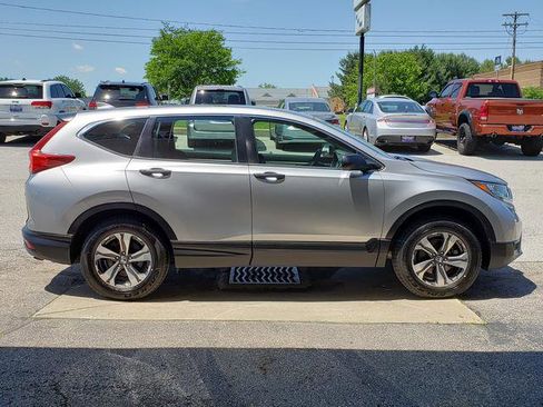 Used 2018 Honda CR-V LX image 7