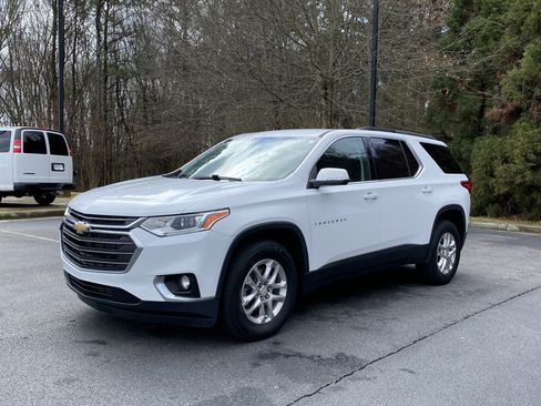 Used 2021 Chevrolet Traverse LT image 5