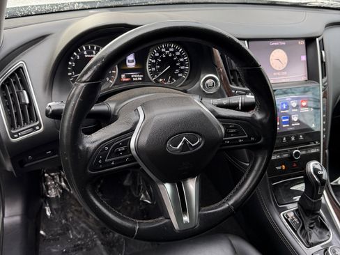 Used 2018 INFINITI Q50 Luxe RWD image 12