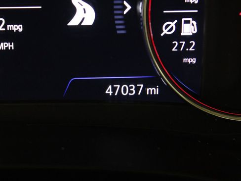 Used 2024 Chevrolet Malibu LT image 11