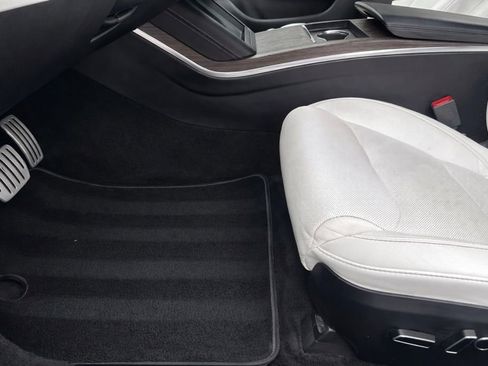 Used 2021 Tesla Model S Long Range image 19