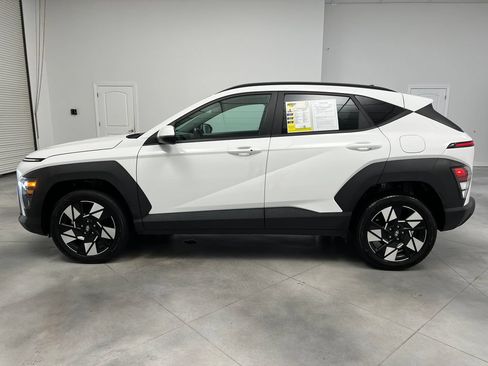 Used 2024 Hyundai Kona SEL AWD/4WD image 5