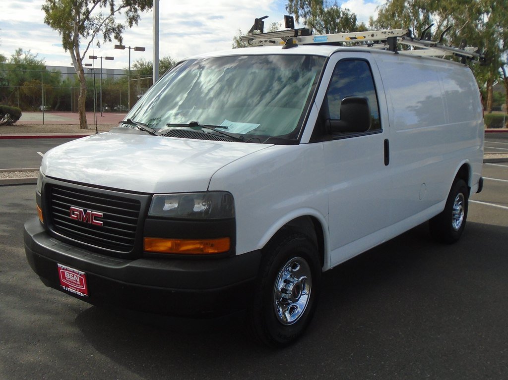 Used 2018 GMC Savana 2500 w/ Driver Convenience Package RWD image 1