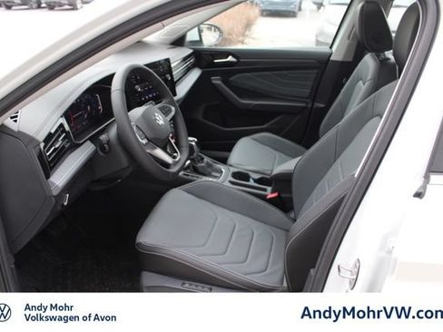 Used 2026 Volkswagen Jetta SEL FWD image 8