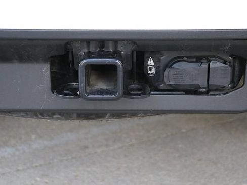 Used 2025 Ford Expedition Active AWD/4WD image 16