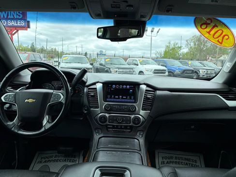 Used 2018 Chevrolet Tahoe Premier AWD/4WD image 26