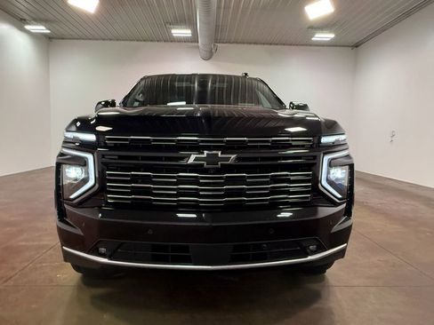 Used 2025 Chevrolet Tahoe High Country AWD/4WD image 40