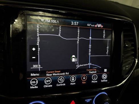 Used 2019 Jeep Grand Cherokee Altitude AWD/4WD image 22
