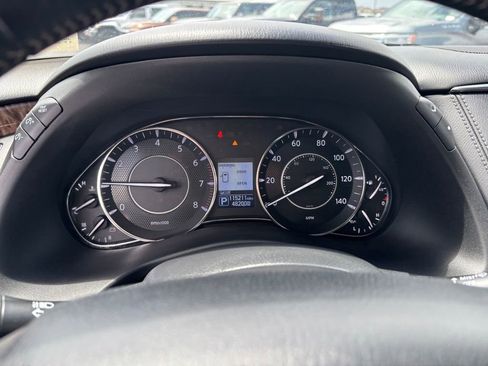 Used 2024 INFINITI QX80 Luxe image 11