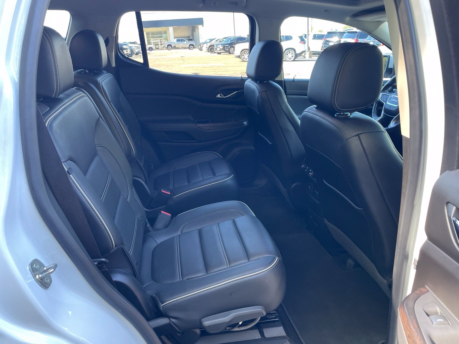 Used 2021 GMC Acadia Denali w/ Denali Technology Package FWD image 48