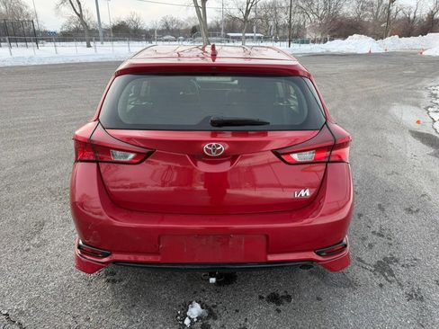 Used 2017 Toyota Corolla iM w/ Carpet Mat Package image 4