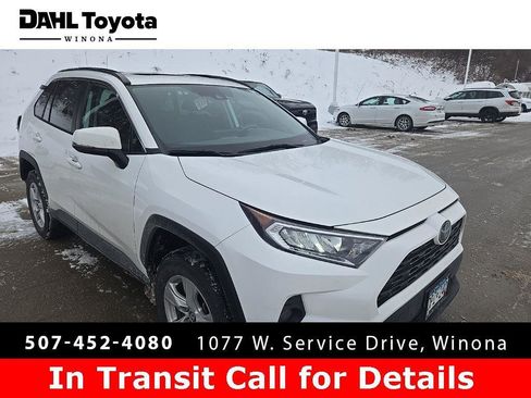 Used 2020 Toyota RAV4 XLE image 1