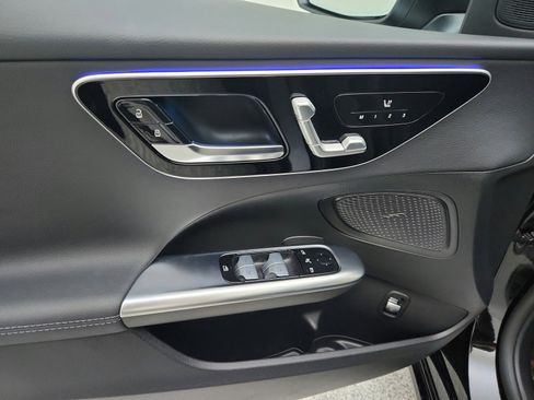 Certified 2025 Mercedes-Benz C 300 Sedan image 36