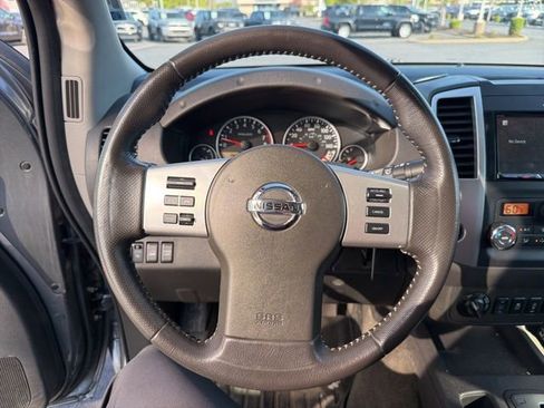 Used 2018 Nissan Frontier PRO-4X image 21