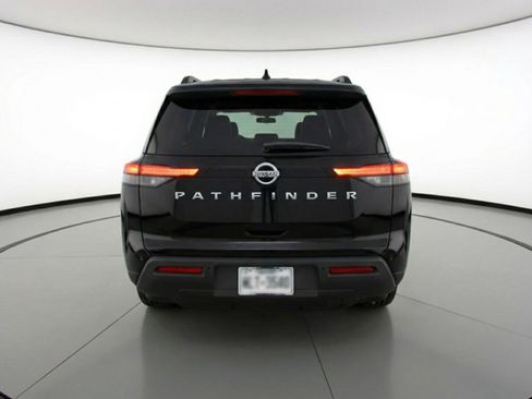 Used 2025 Nissan Pathfinder SV image 7