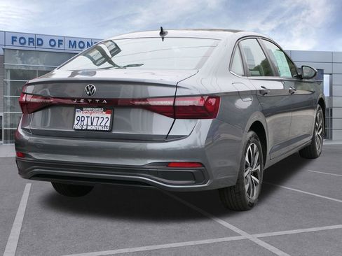 Used 2025 Volkswagen Jetta S FWD image 4