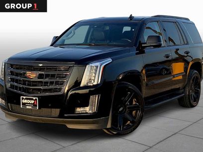 Used 2016 Cadillac Escalade Luxury