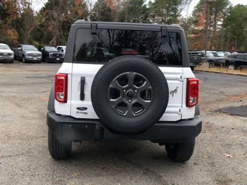 Used 2024 Ford Bronco Big Bend AWD/4WD image 2