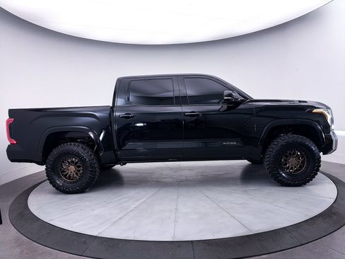 Used 2024 Toyota Tundra Platinum AWD/4WD image 43