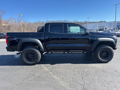 New 2026 Chevrolet Colorado ZR2 w/ ZR2 Bison Edition AWD/4WD image 4