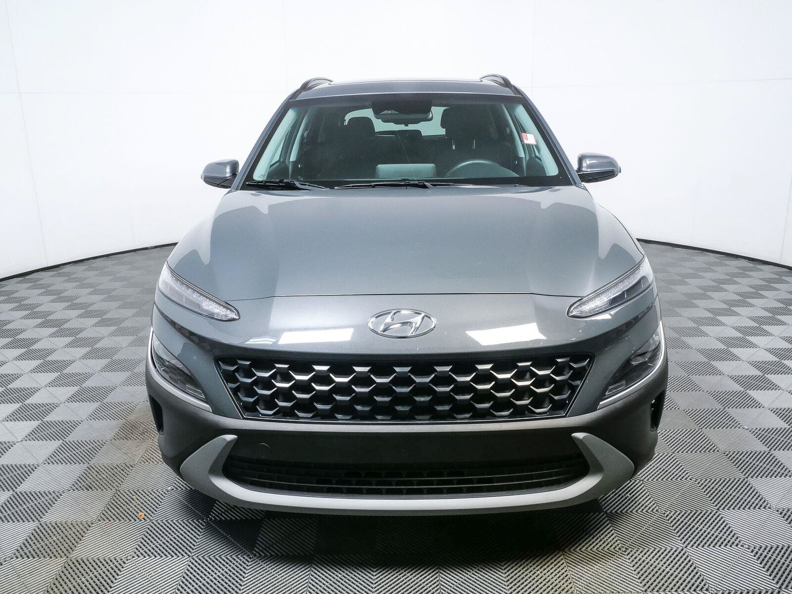 Used 2023 Hyundai Kona SEL w/ Convenience Package FWD image 35
