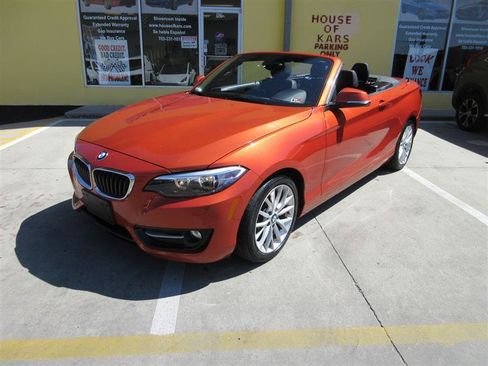 Used 2016 BMW 228i xDrive Convertible AWD/4WD image 30