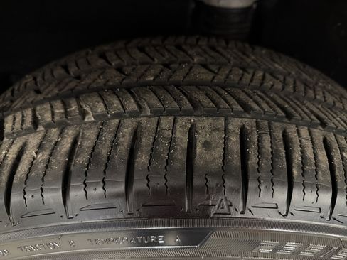 Used 2024 Jeep Wagoneer Launch Edition image 28