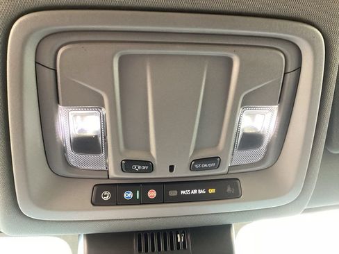 Used 2023 Chevrolet Silverado 1500 Custom AWD/4WD image 70