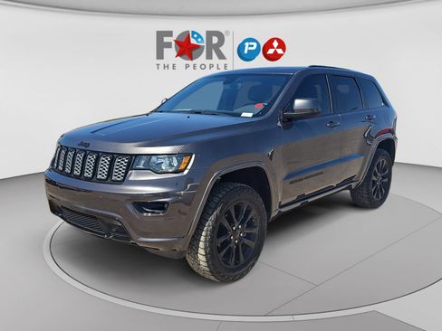Used 2019 Jeep Grand Cherokee Altitude AWD/4WD image 1