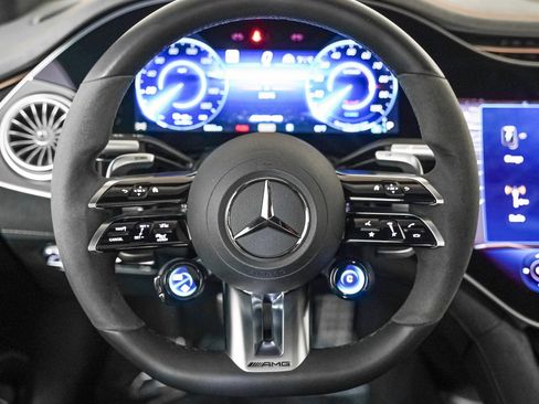Certified 2022 Mercedes-Benz EQS AMG 4MATIC w/ Exclusive Trim Package image 15