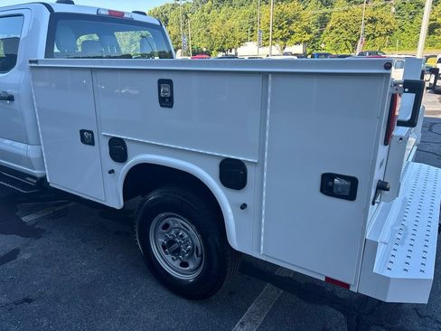 Used 2025 Ford F250 XL w/ XL Chrome Package AWD/4WD image 6