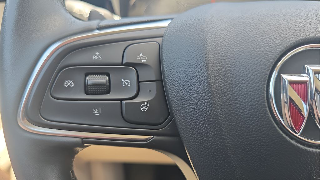 Used 2022 Buick Envision Preferred FWD image 23