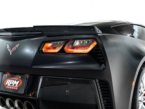 Used 2017 Chevrolet Corvette Z06 image 12