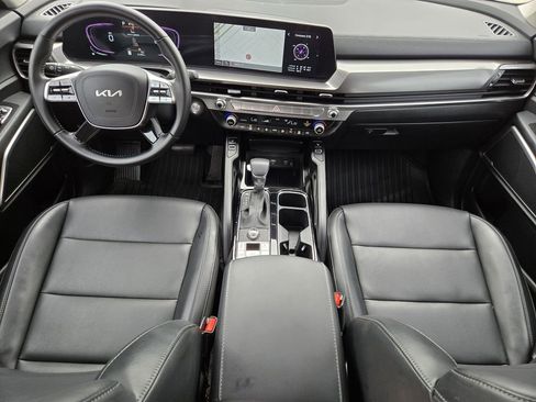 Used 2024 Kia Telluride S w/ S Sunroof Package FWD image 5