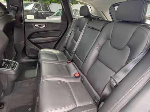 Certified 2023 Volvo XC60 B5 Ultimate w/ Protection Package Premier FWD image 26