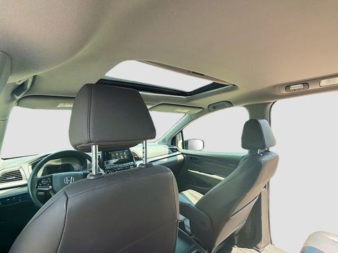 Used 2019 Honda Odyssey EX-L image 23