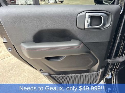 Used 2024 Jeep Wrangler Unlimited Rubicon AWD/4WD image 33