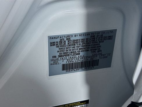 New 2026 Nissan Kicks SR w/ Cold Weather Package image 8