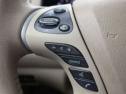 Used 2014 Nissan Pathfinder Platinum w/ Platinum Premium Package image 25