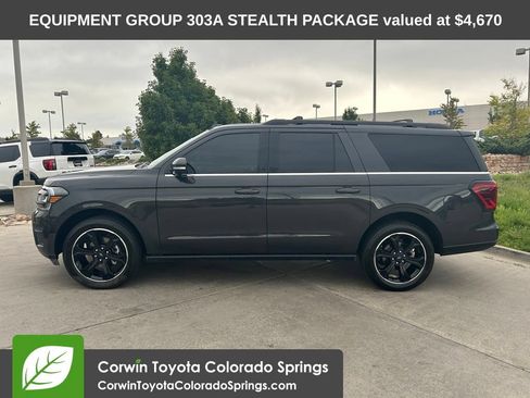 Used 2023 Ford Expedition Max Limited AWD/4WD image 5