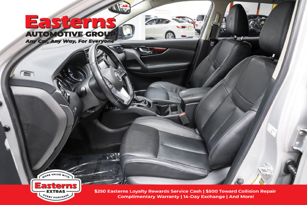 Used 2022 Nissan Rogue Sport SL w/ Premium Package AWD/4WD image 15