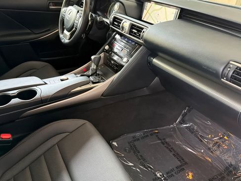 Used 2017 Lexus IS 350 F Sport w/ F Sport Package RWD image 16
